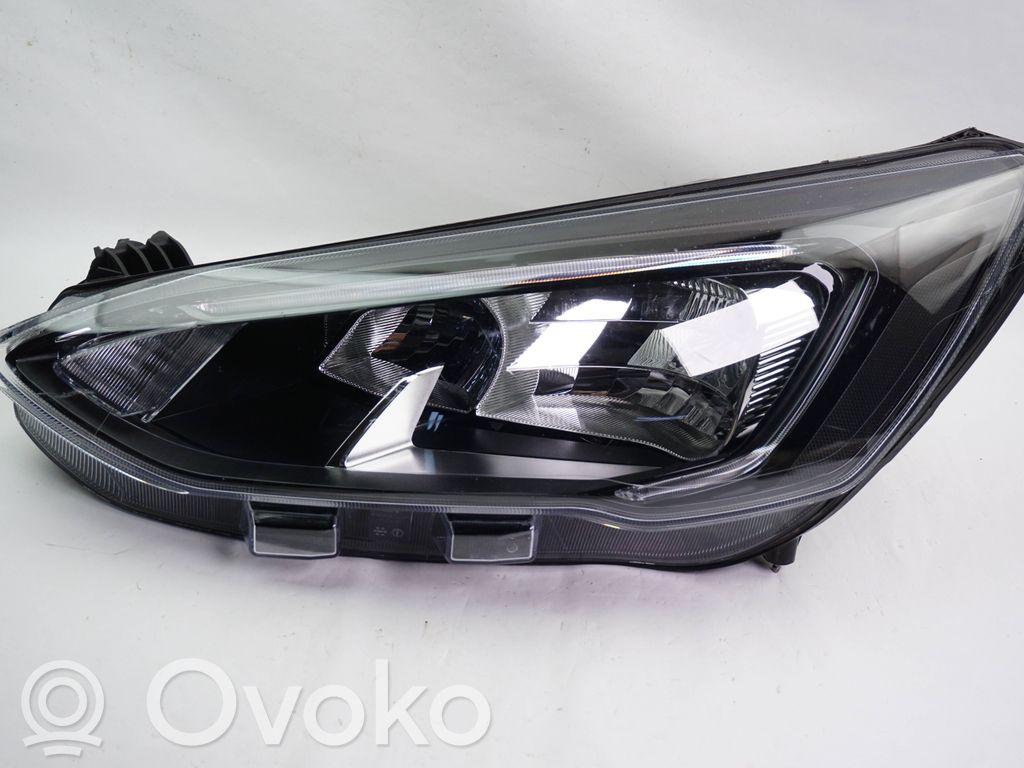Ford Focus Headlight/headlamp 
