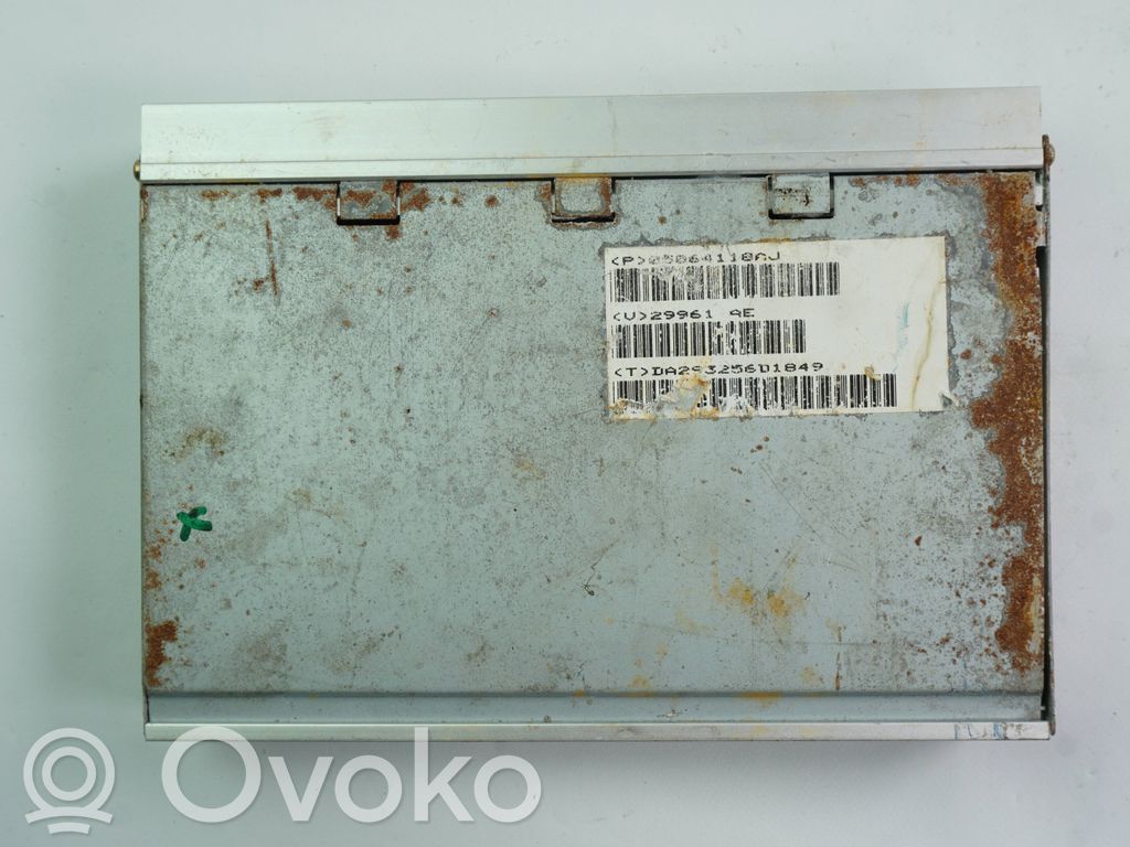 Jeep Grand Cherokee (WJ) Garso stiprintuvas 