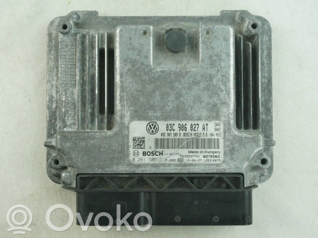 Volkswagen Golf VI Engine control unit/module 