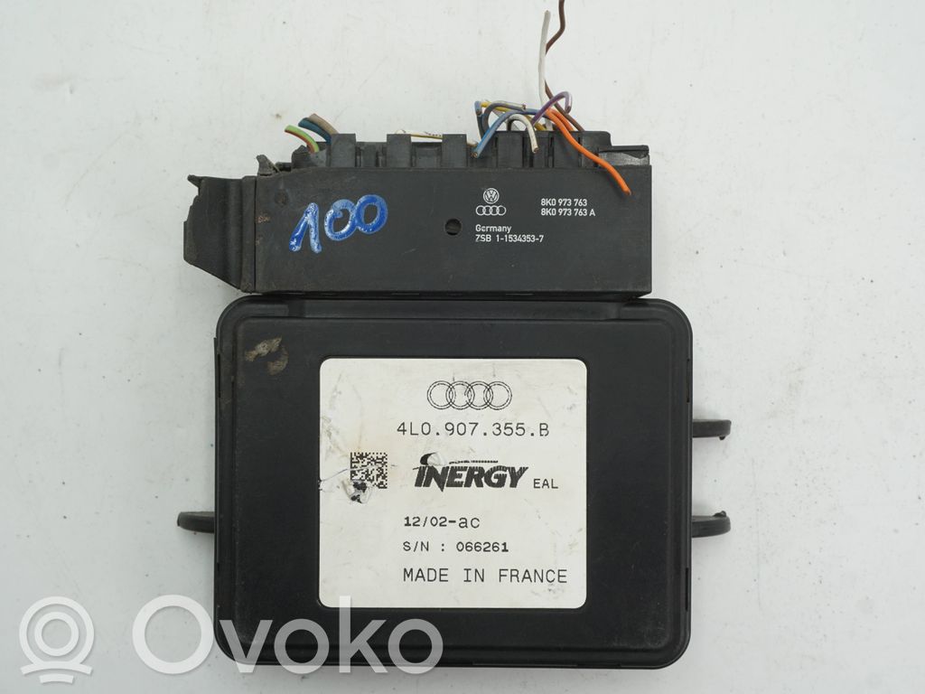 Module de commande de frein à main   4L0907355B