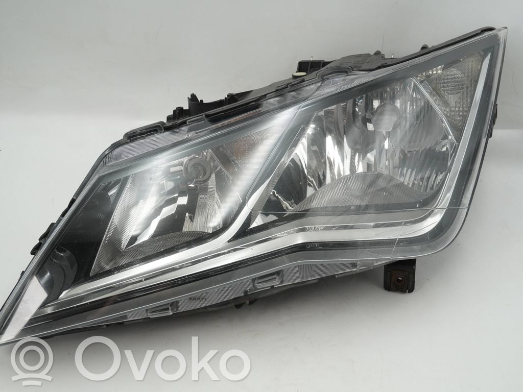 Seat Leon (5F) Scheinwerfer 