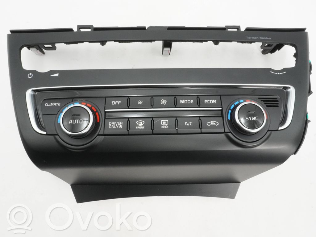 KIA Optima Climate control unit 