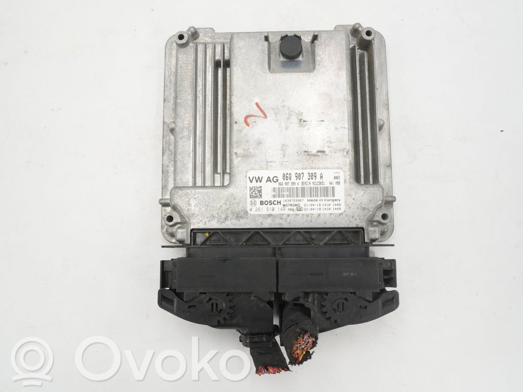 Skoda Superb B8 (3V) Engine control unit/module 