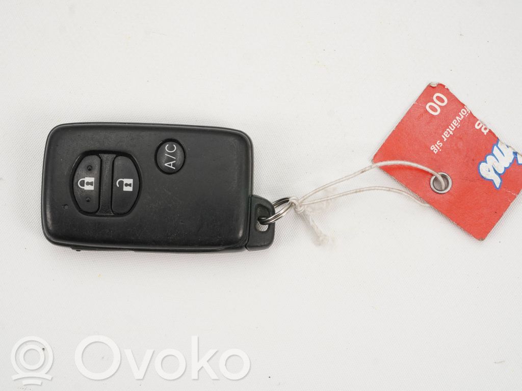 Toyota Prius+ (ZVW40) Ignition key/card 