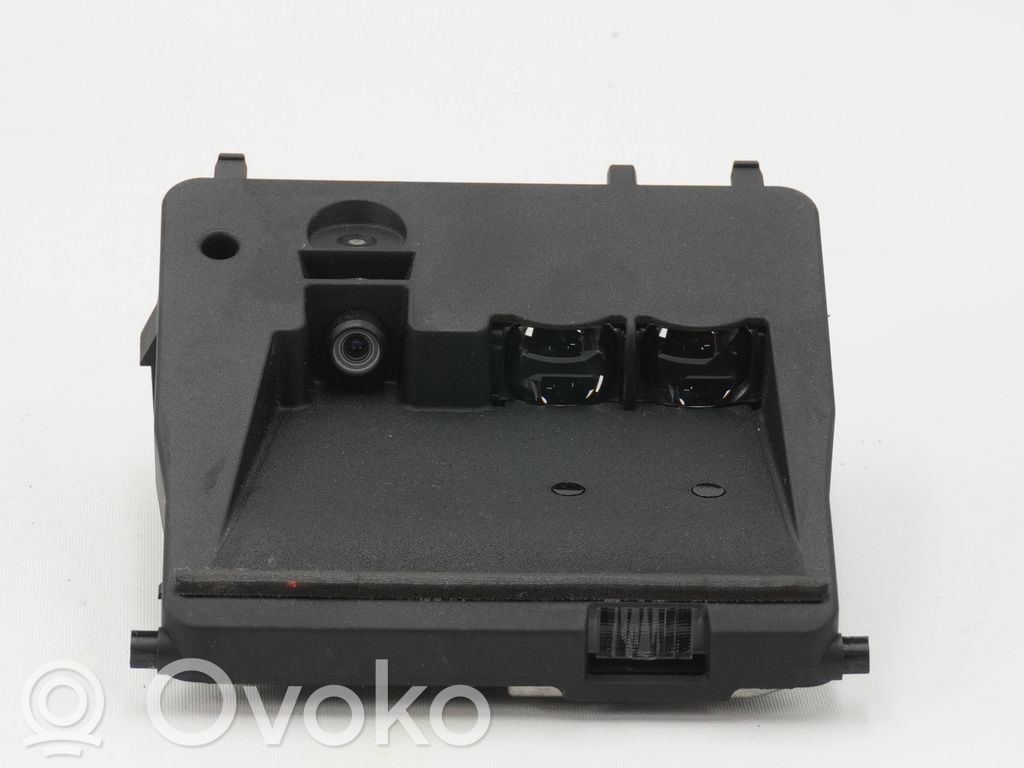 Toyota Auris E180 Windshield/windscreen camera 