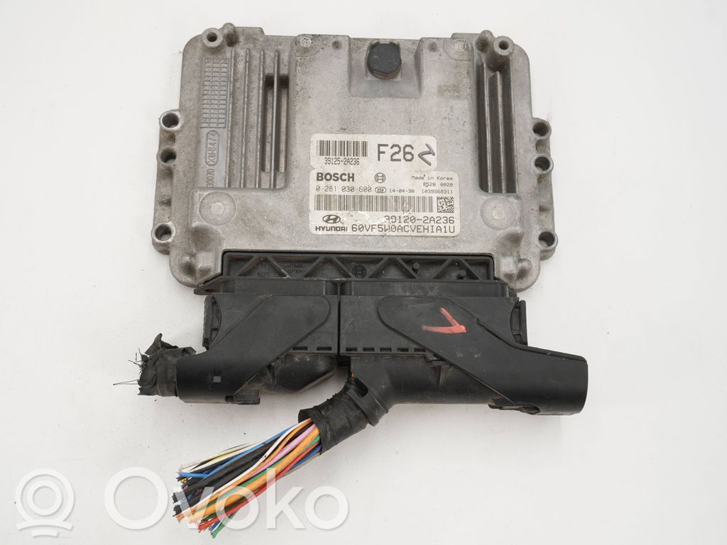 Hyundai i40 Engine control unit/module 