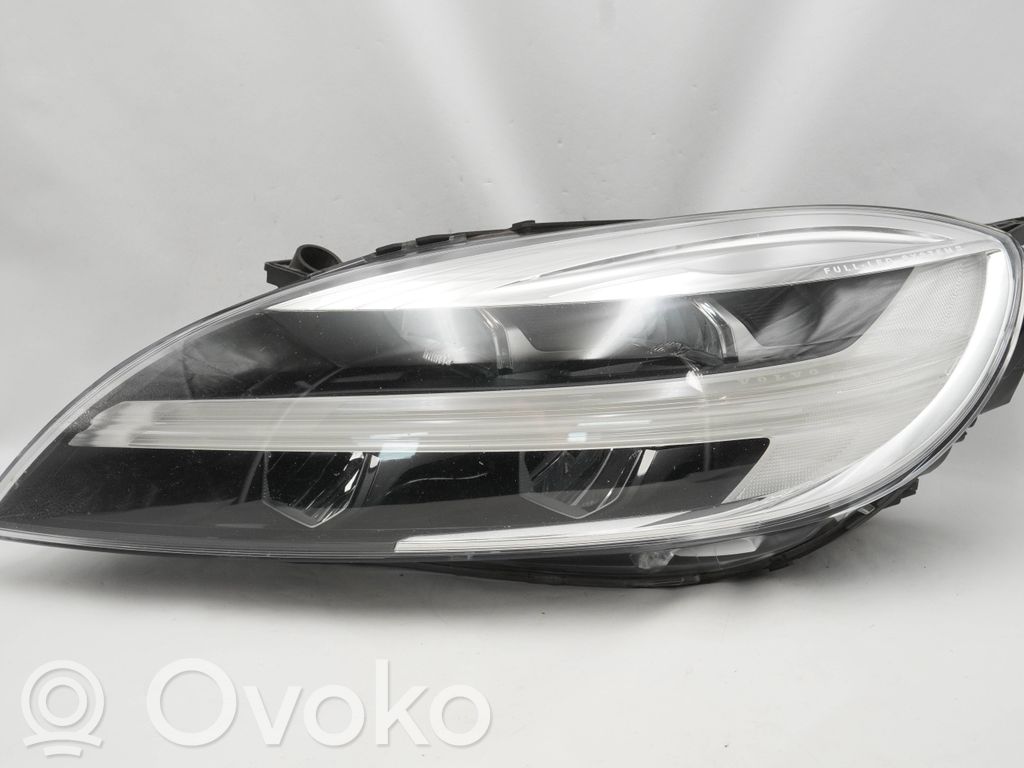 Volvo V40 Scheinwerfer 