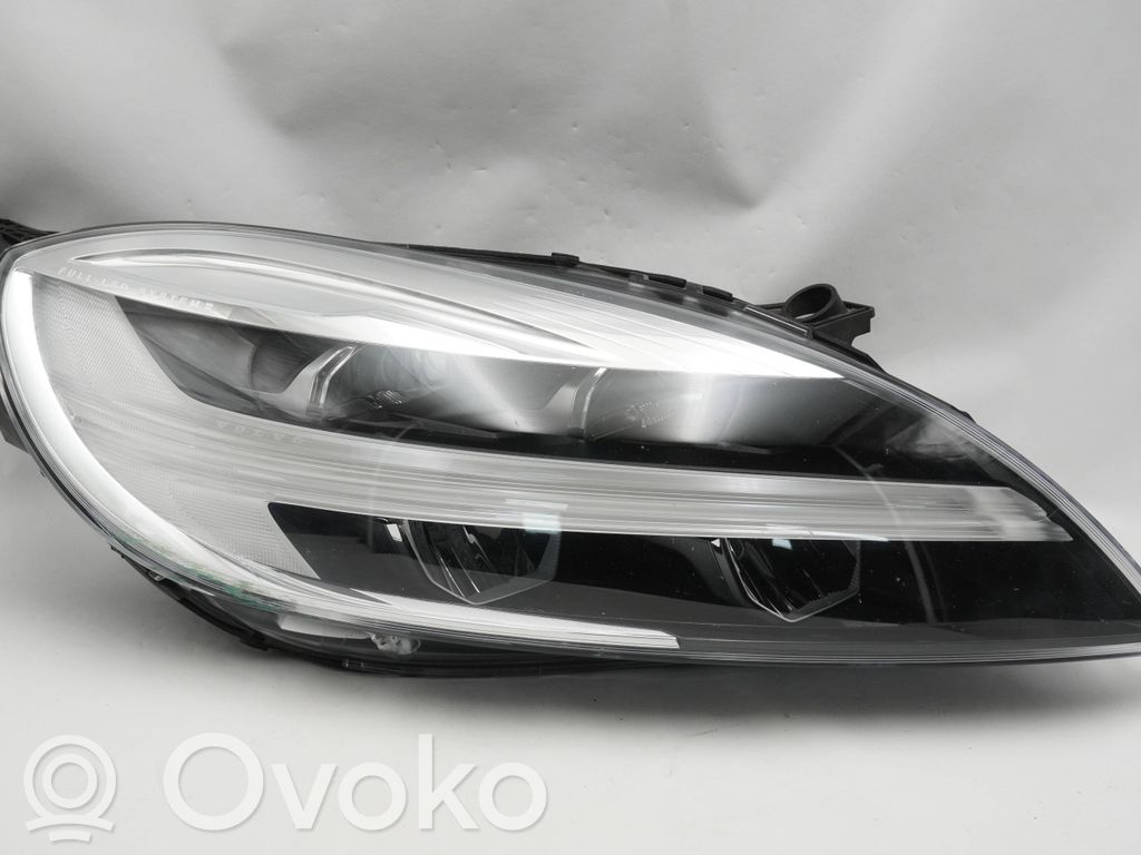 Volvo V40 Scheinwerfer 