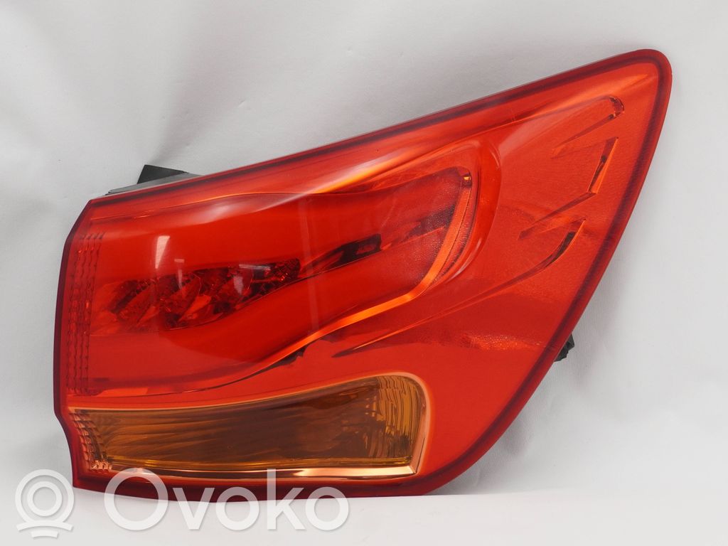 Rear/tail lights   92402A23