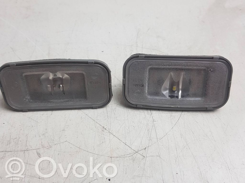 Lexus IS III XE30 Wewnętrzna lampka bagażnika 
