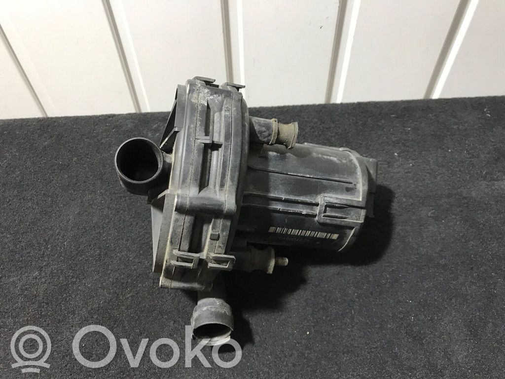 BMW X5 E53 Secondary air pump 