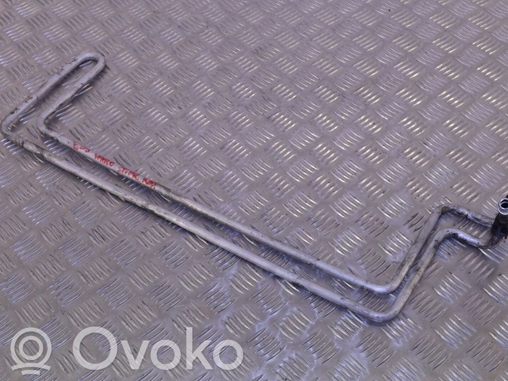 BMW 5 E60 E61 Gearbox oil cooler pipe/hose 