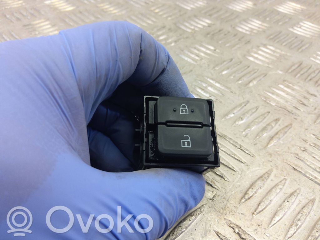 Central locking switch button   193271