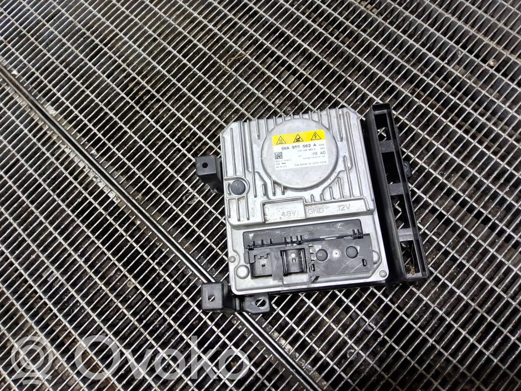 Audi A3 8Y Convertor-inversor tensiune 