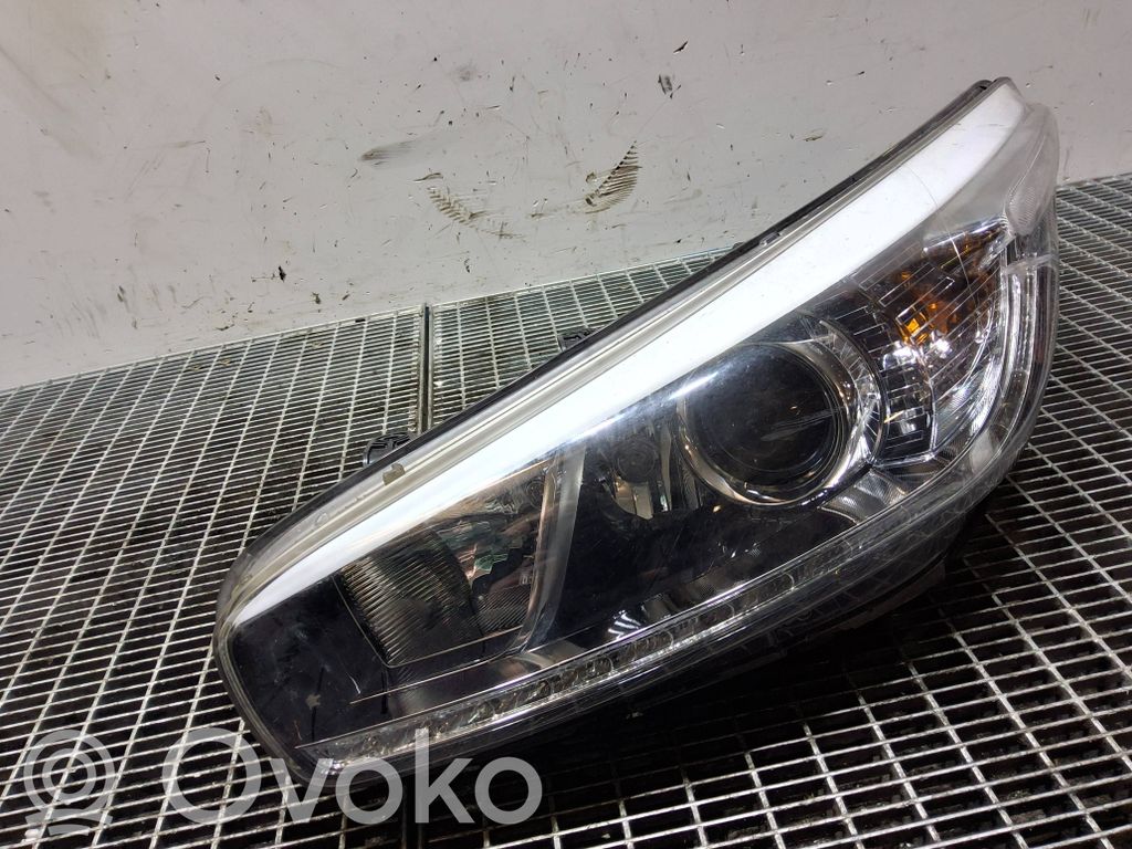 KIA Ceed Headlight/headlamp 