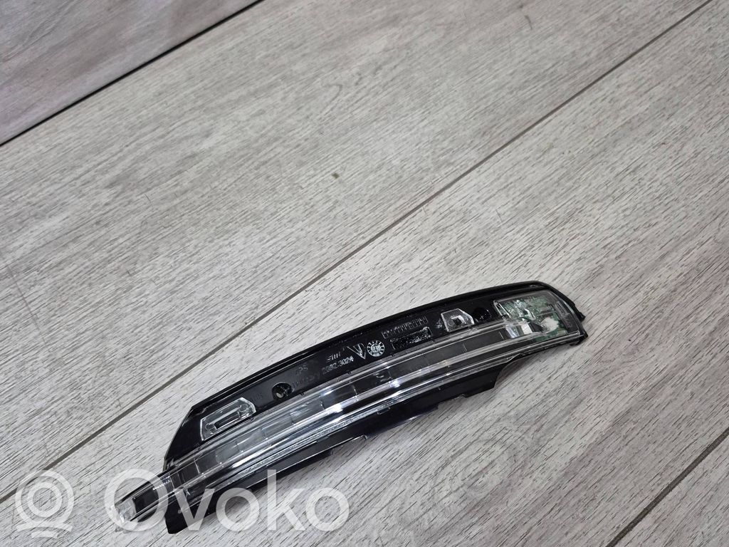 Porsche Macan (95B) Spiegelblinker 