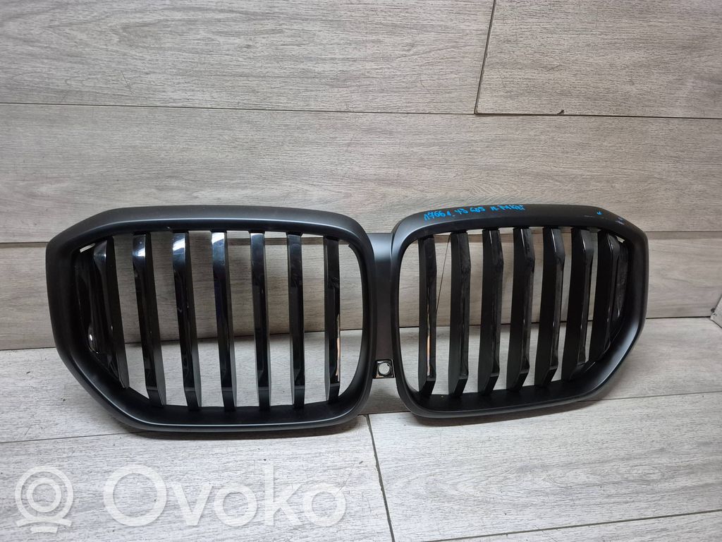 BMW X5 G05 Etusäleikkö 