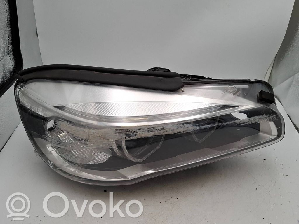 BMW 2 F45 Lampa przednia 