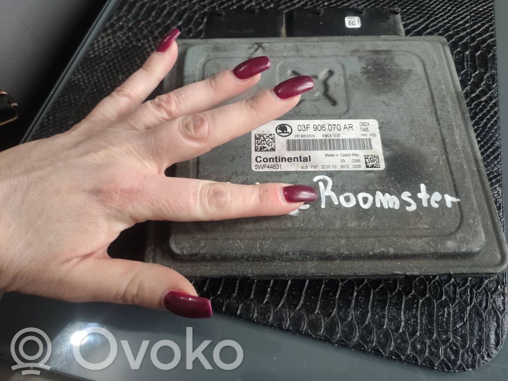 Skoda Roomster (5J) Engine control unit/module 