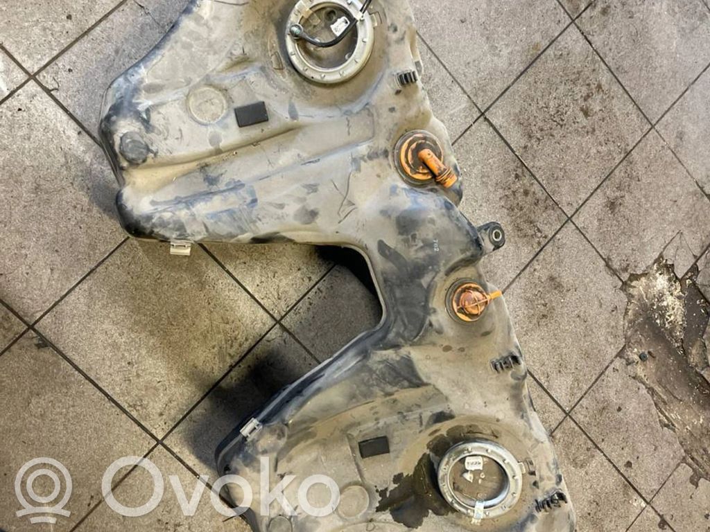 BMW 6 E63 E64 Polttoainesäiliö 
