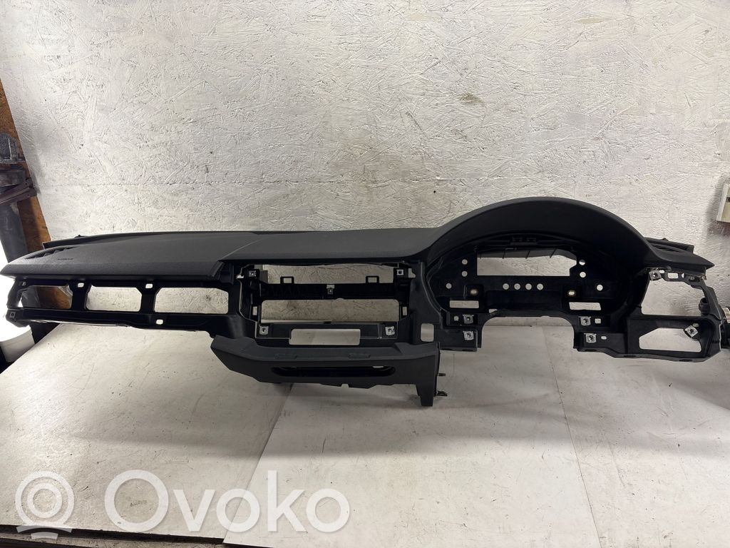 Audi A5 Panelė 