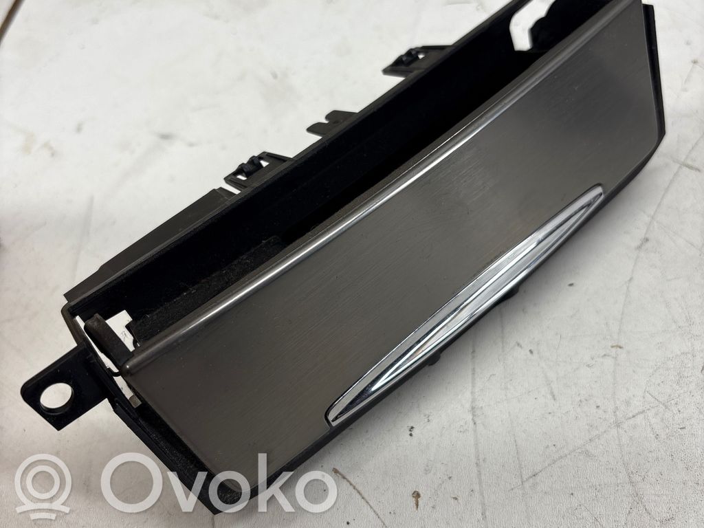 Ford Mondeo MK IV Aschenbecher 