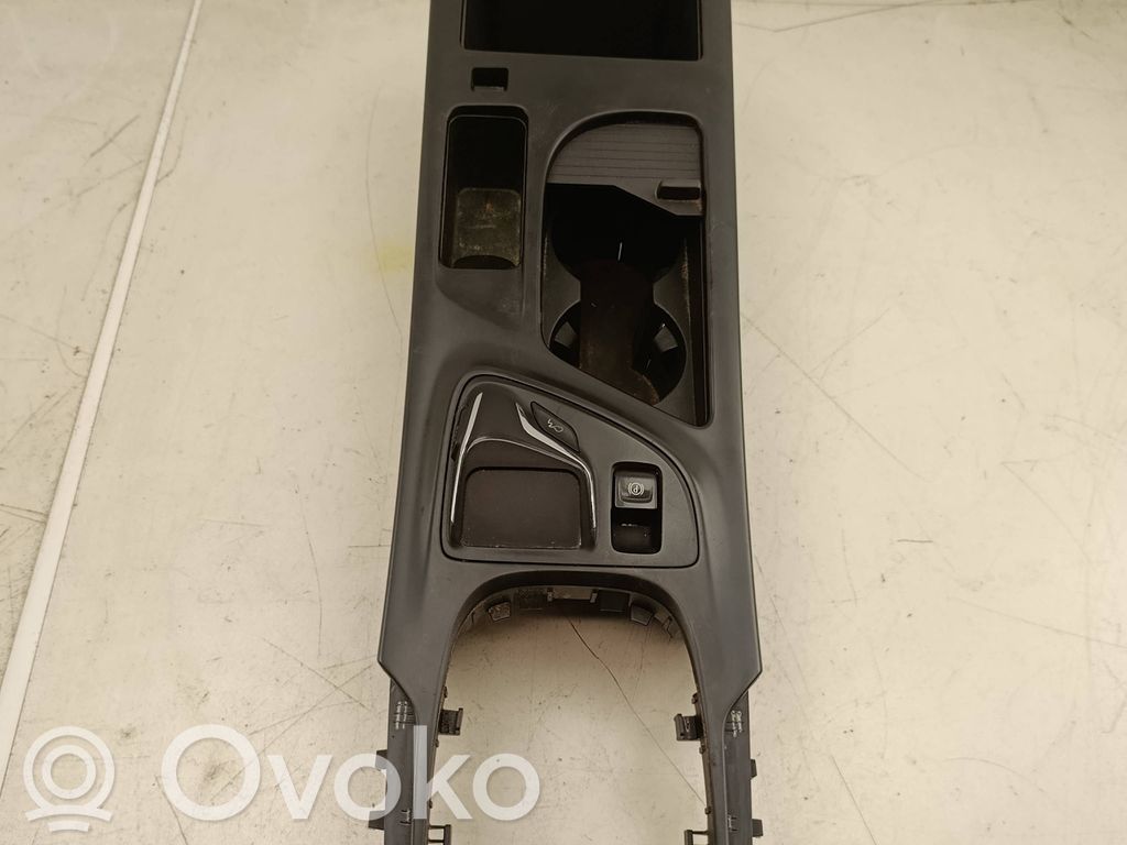 Opel Insignia A Armrest 