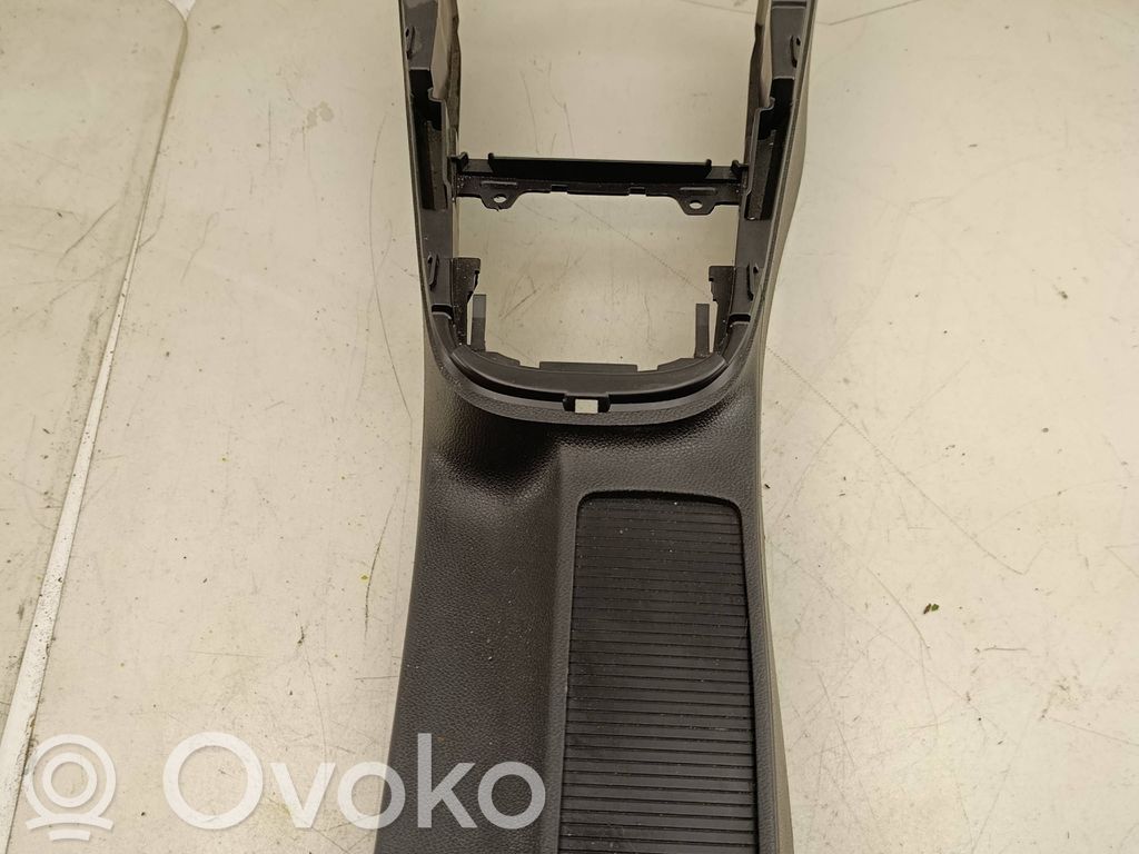 Centrālā konsole   5K0863243C