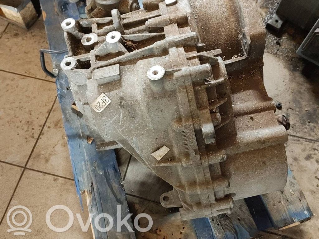 Audi Q3 8U Manualna 6-biegowa skrzynia biegów 