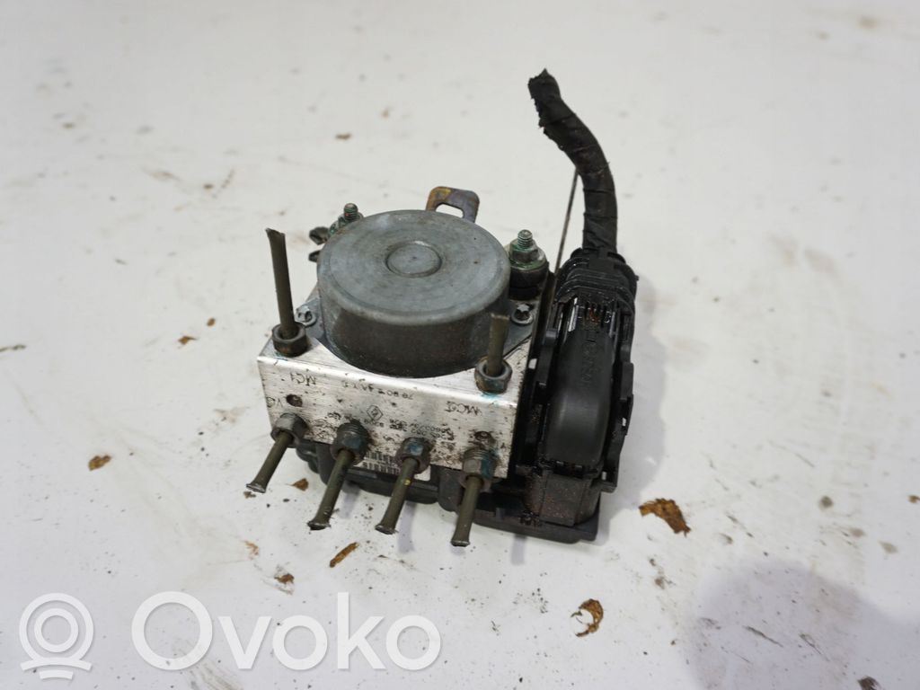 Dacia Duster ABS bloks 