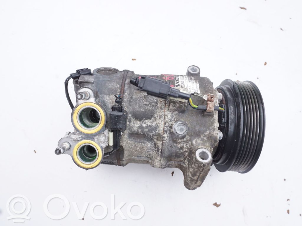 BMW 3 F30 F35 F31 Kompresor / Sprężarka klimatyzacji A/C 