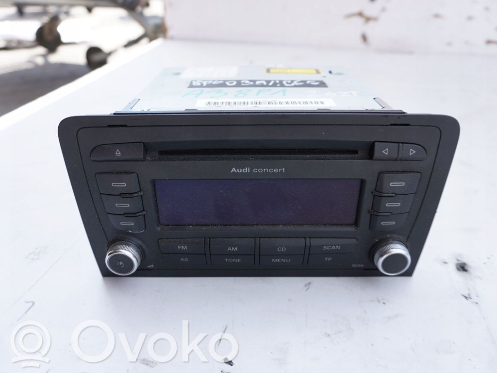 Audi A3 S3 8L Panel / Radioodtwarzacz CD/DVD/GPS 