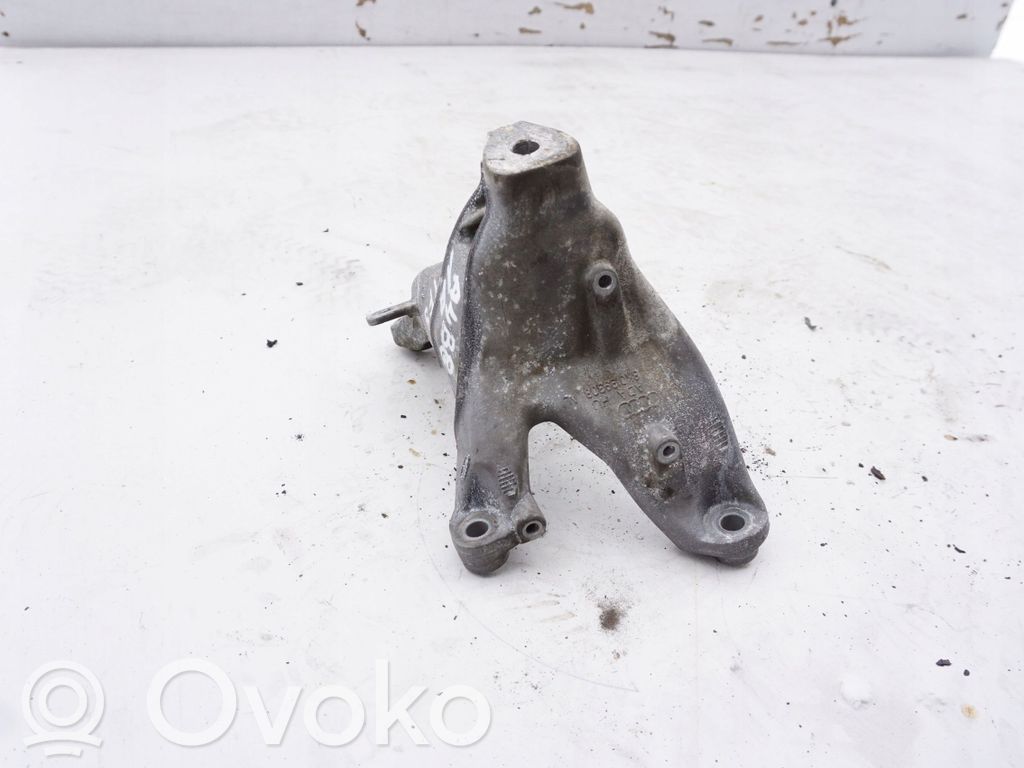 Audi A4 S4 B8 8K Engine mounting bracket 