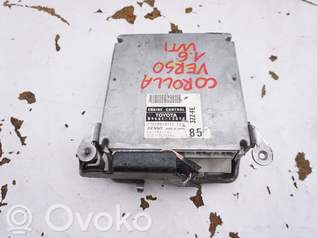 BMW 3 E90 E91 Engine control unit/module 