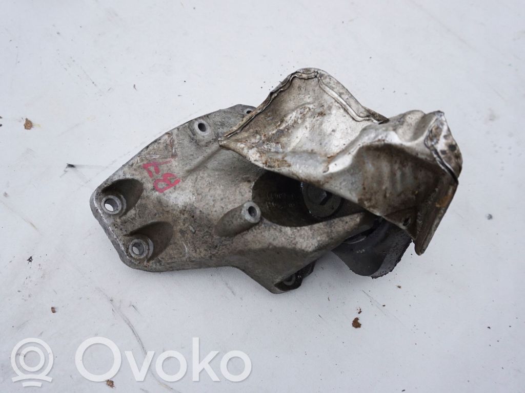 Audi A4 S4 B7 8E 8H Traversă cutie viteze 
