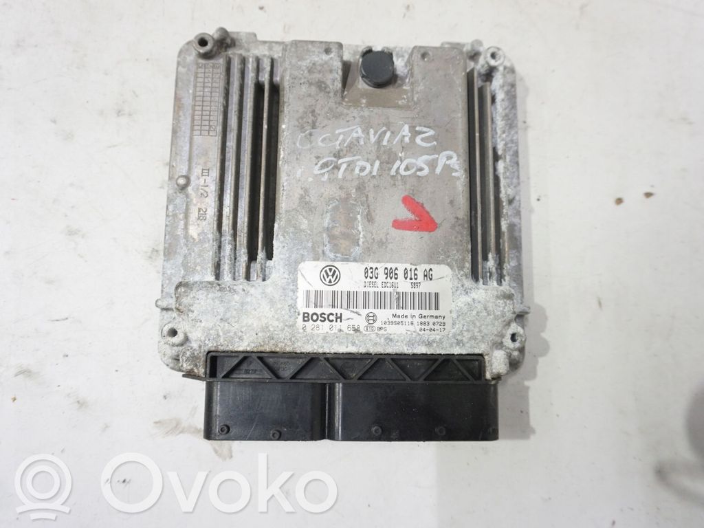 Skoda Octavia Mk2 (1Z) Engine control unit/module 