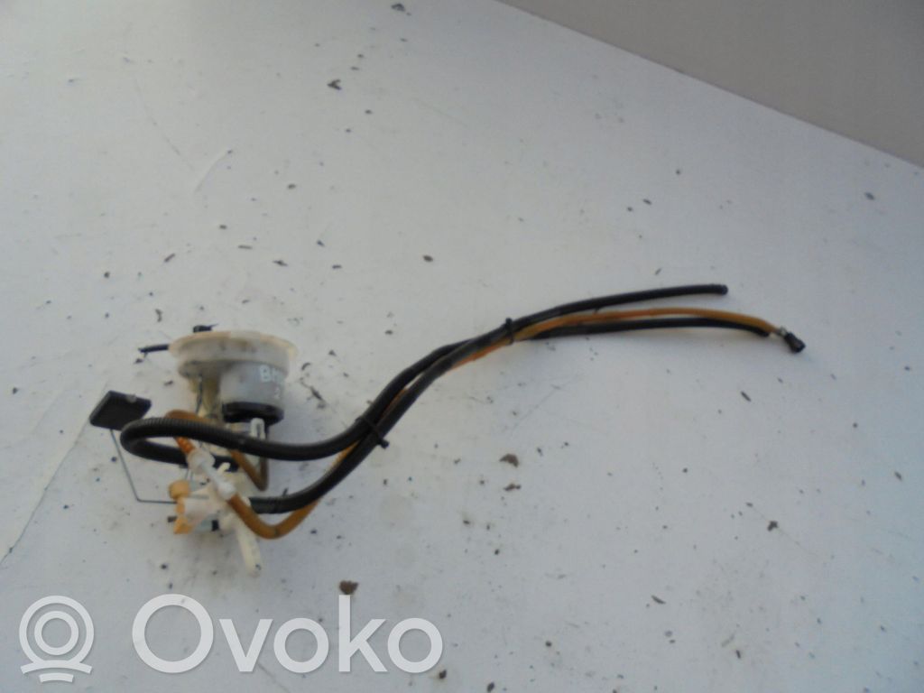 BMW 3 E90 E91 Fuel level sensor 