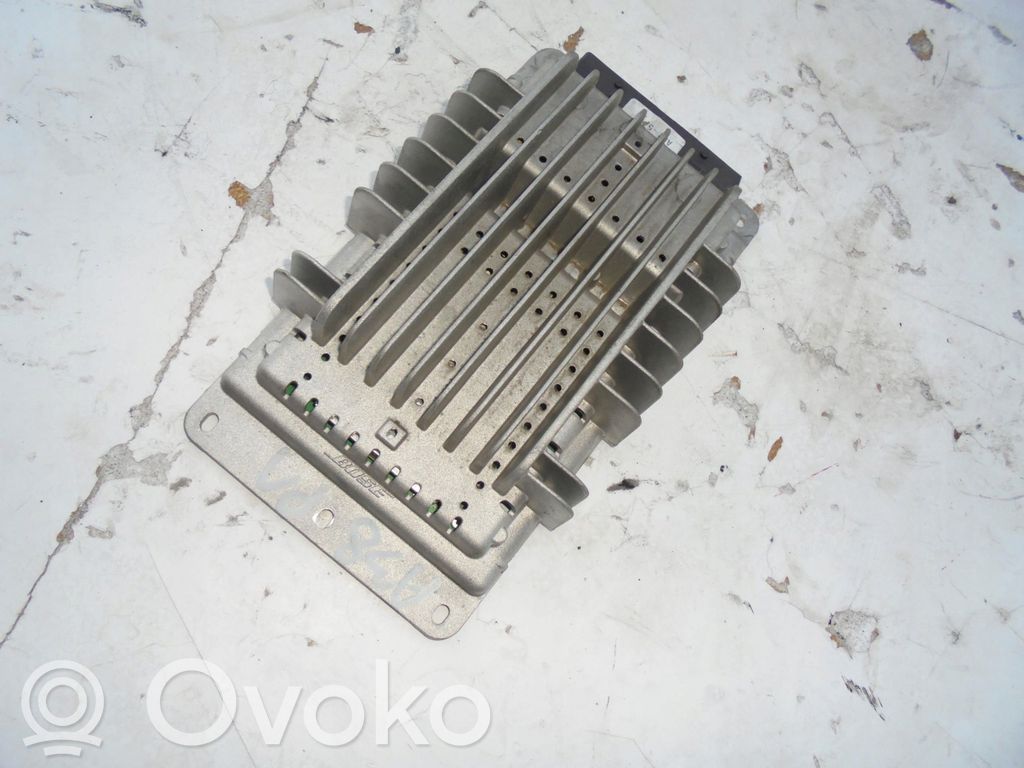 Audi A3 S3 8L Sound amplifier 