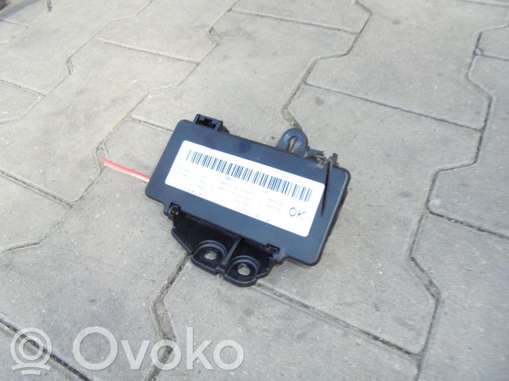 Блок предохранителей   4E0941824B,PUSZKA