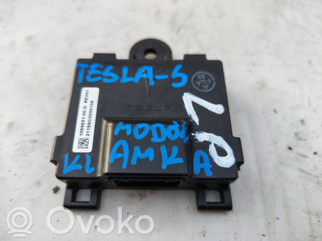 Unidad de control/módulo de la puerta   106965100D