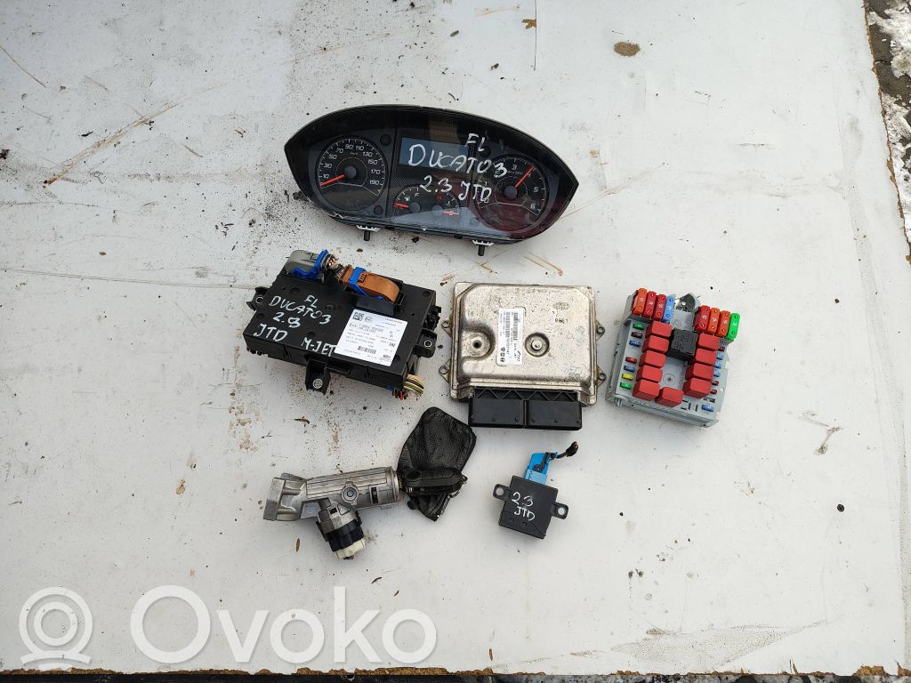 Engine control unit/module ECU   52127147