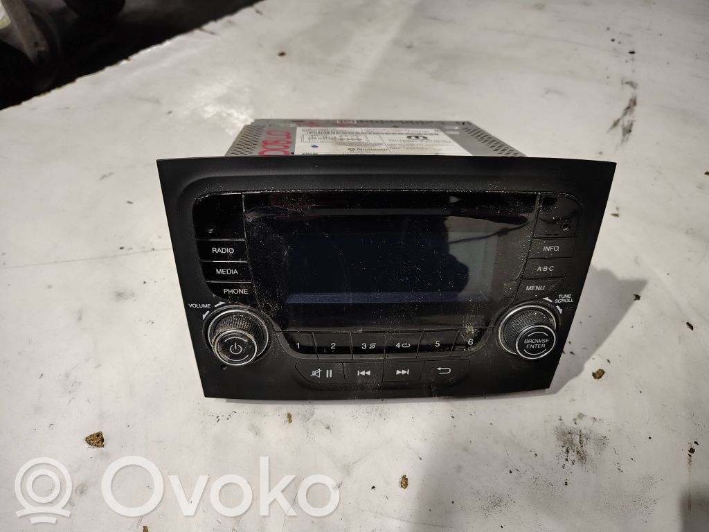 Fiat Doblo Unitate principală radio/CD/DVD/GPS 
