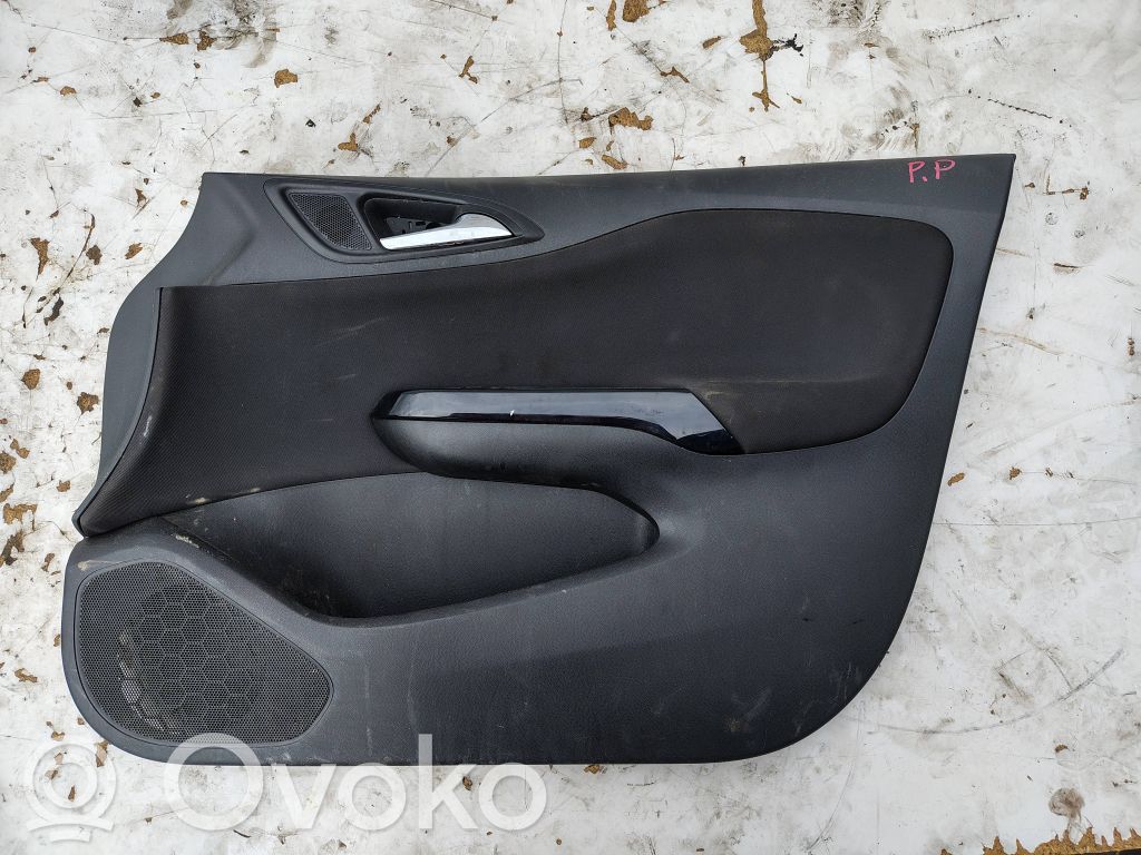 Opel Corsa E Rivestimento del pannello della portiera anteriore 