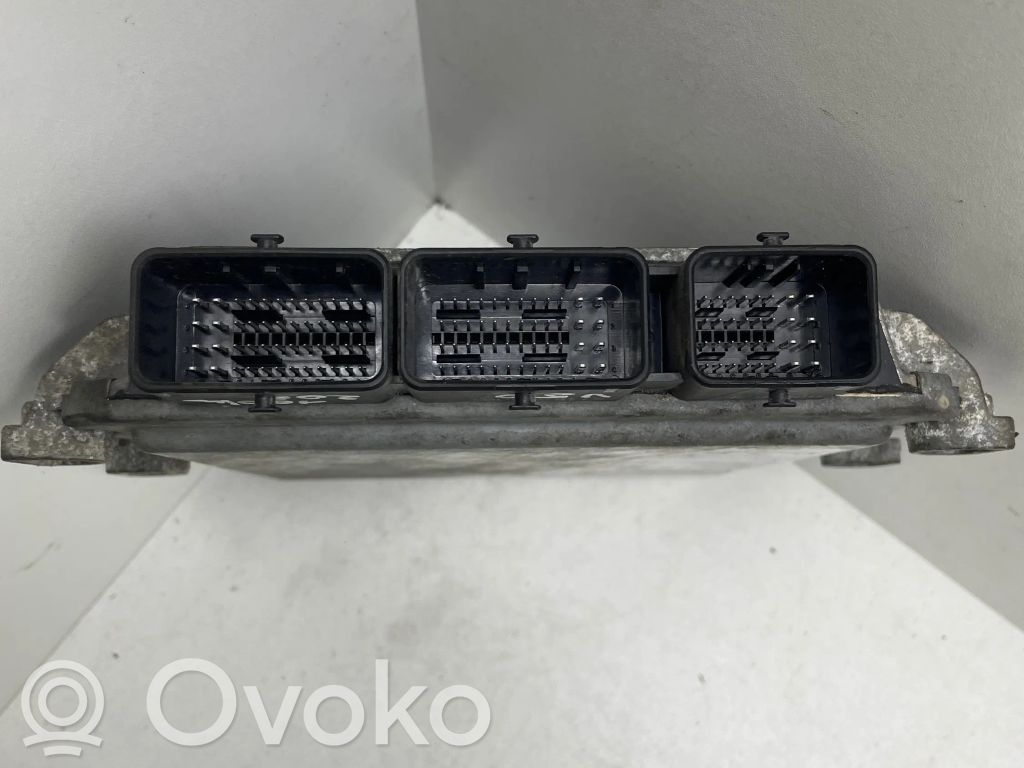 Volvo V50 Engine control unit/module 