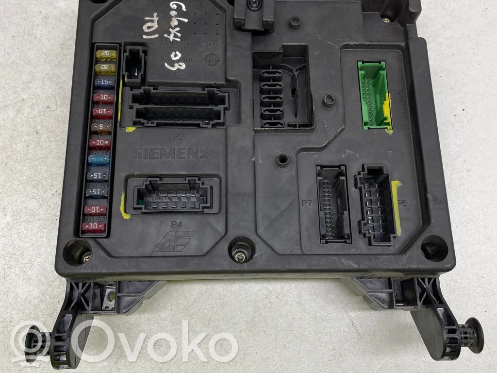 Ford Galaxy Fuse module 