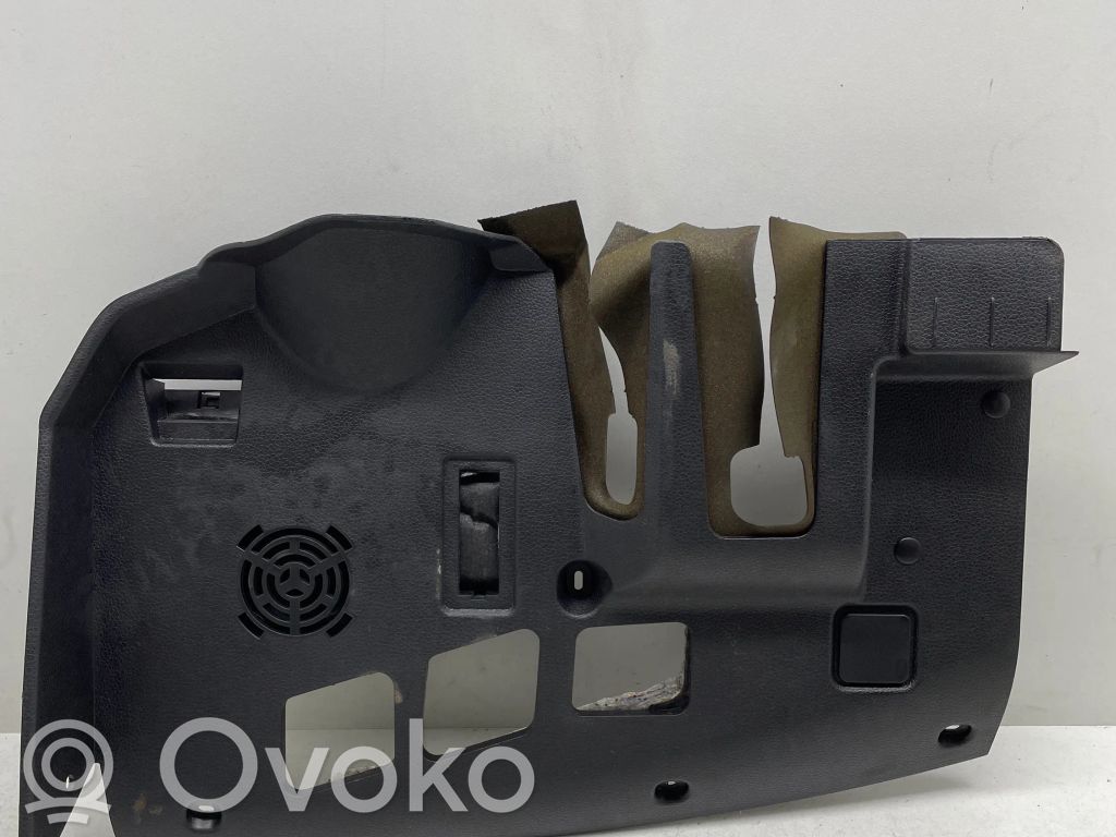 BMW 1 E81 E87 Kita salono detalė 