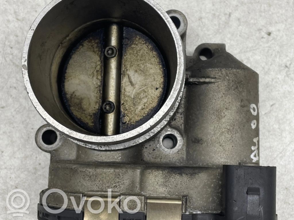 Audi A4 S4 B6 8E 8H Droselinė sklendė 