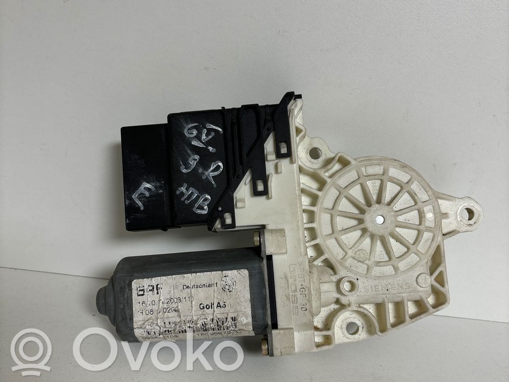 Volkswagen Golf V Galinis varikliukas langų pakėlėjo 