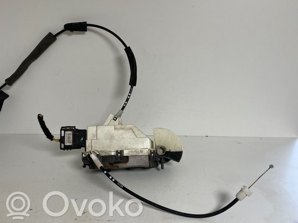 Citroen C5 Priekšpusē slēdzene 