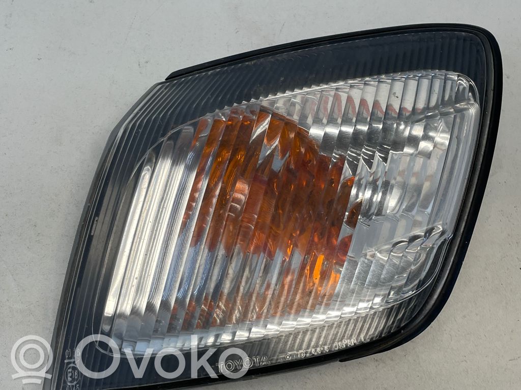 Toyota Picnic Front indicator light 